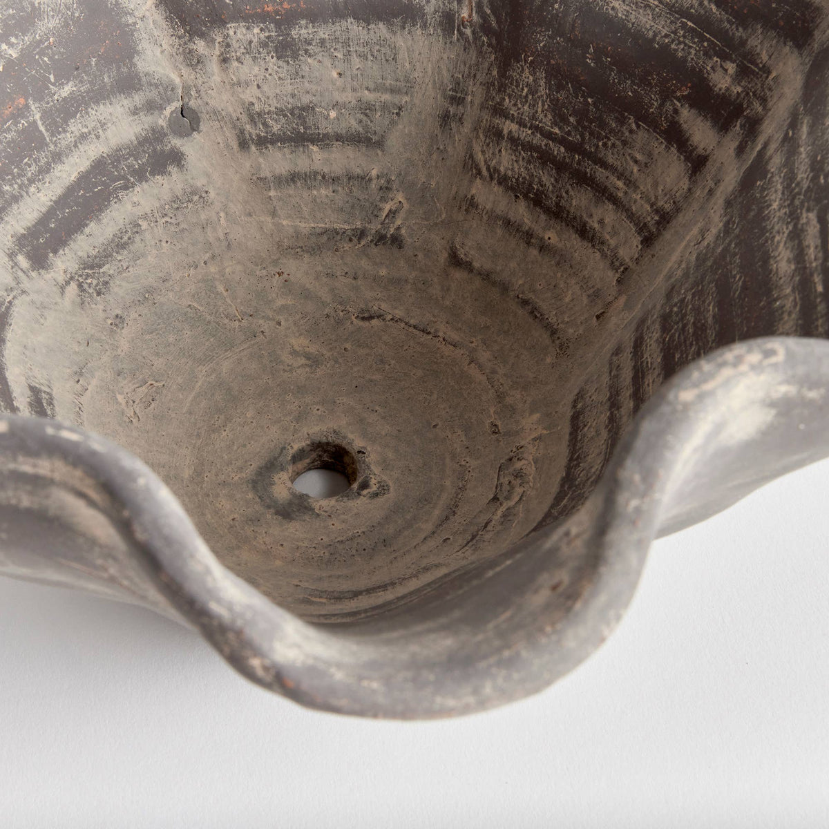 Wakefield Handmade Wiley Pot #6, Gray