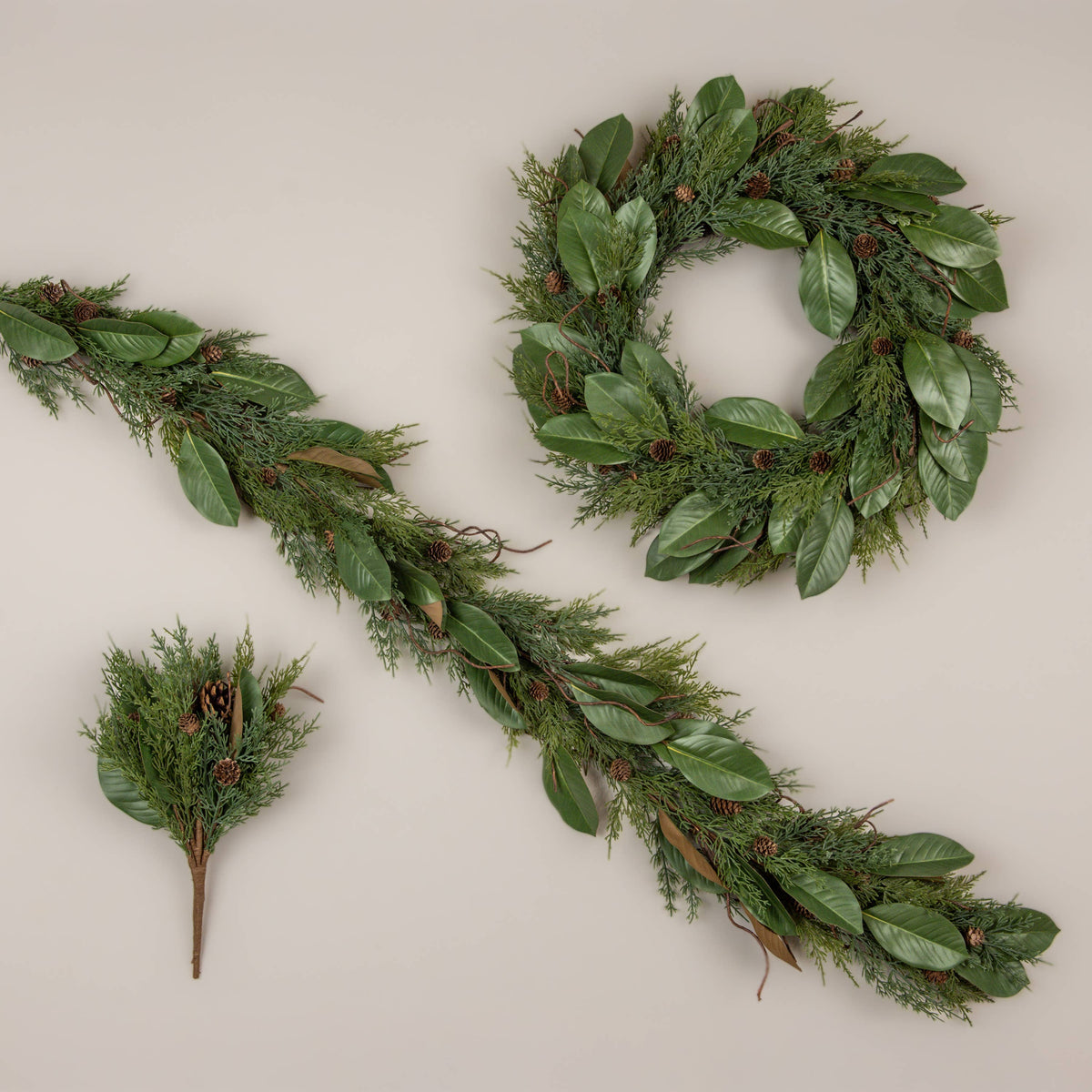 5' MAGNOLIA LEAF & PINECONE GARLAND