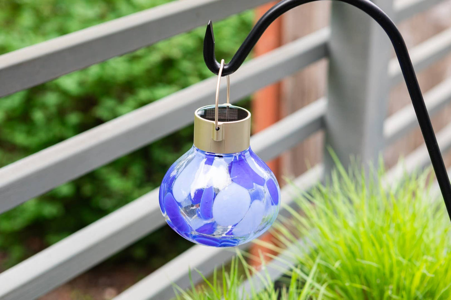 'Periwinkle' Tea Lantern - Glass Outdoor Solar Lantern