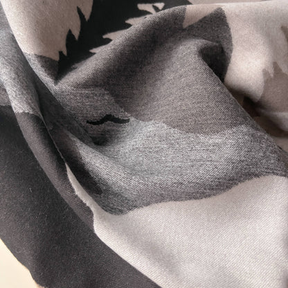 Gray / Tan Mountain Wrap
