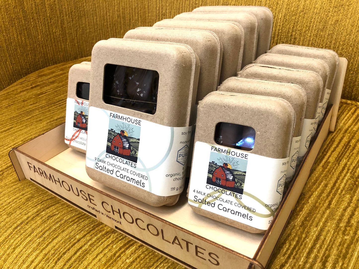71% Organic Chocolate Bar w/ Fennel Pollen & Strawberries