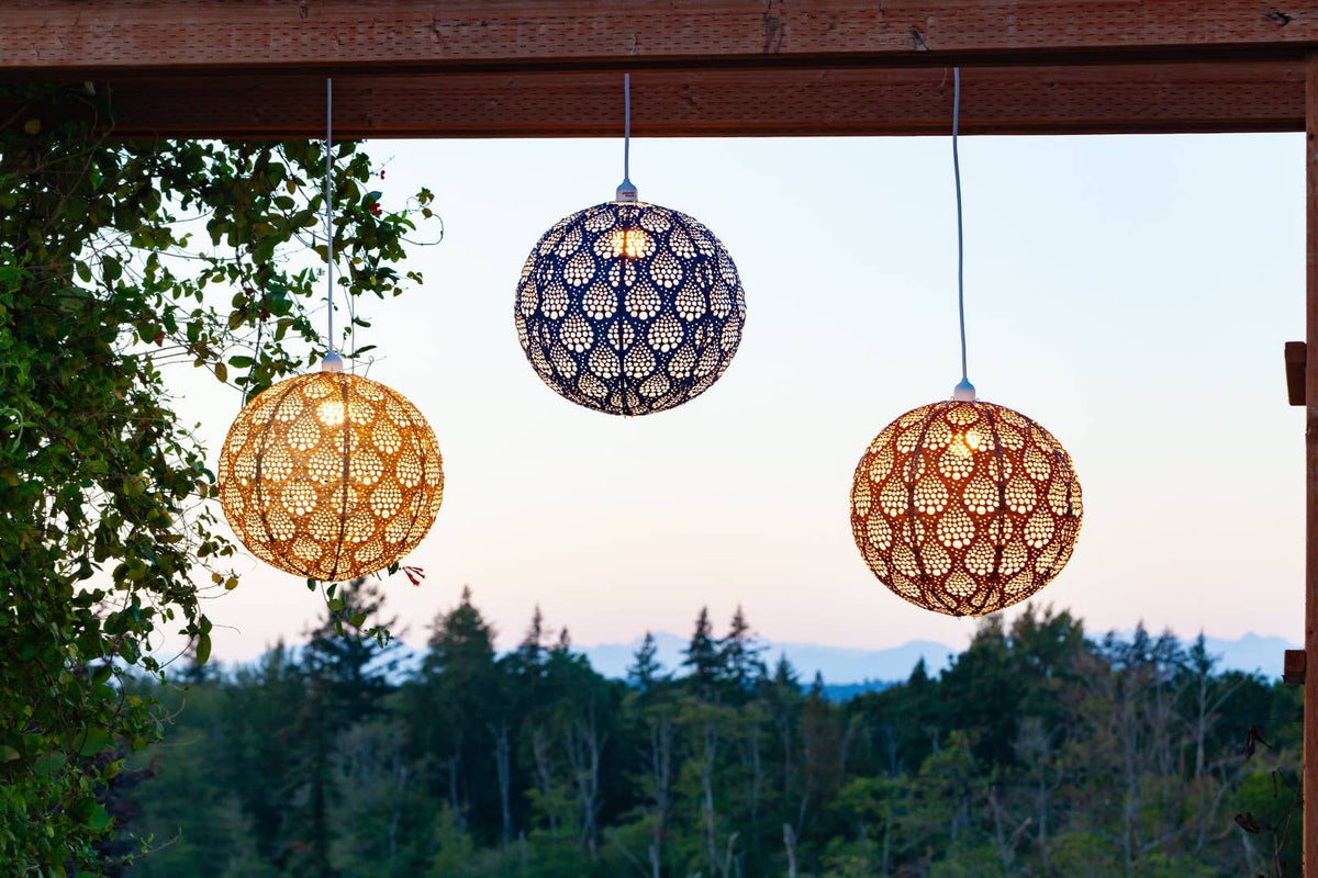 Stella Nova Outdoor Pendent Light - Dewdrop 18" Bronze