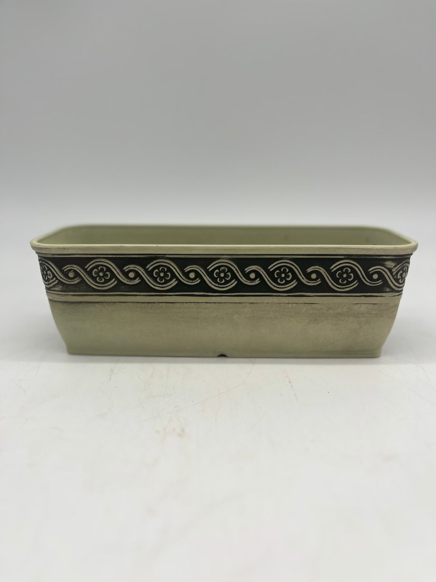 Corinthian Rectangular Plastic Planter